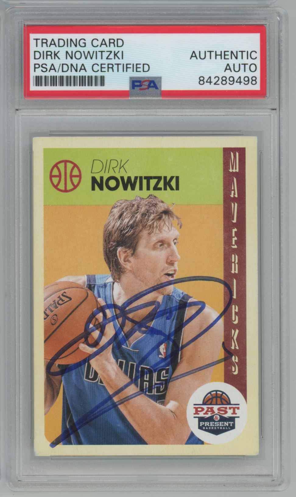 2012 Past & Present Dirk Nowitzki Auto - PSA/DNA