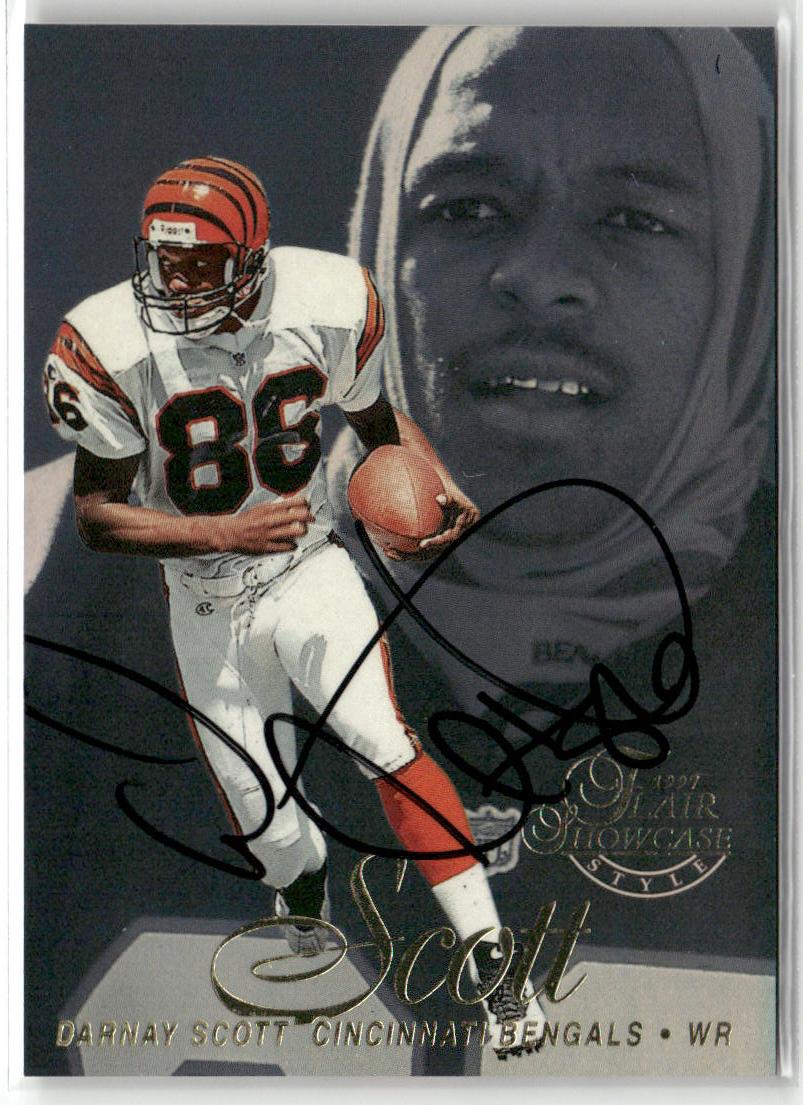 1997 Flair Showcase #51 Darnay Scott Row 2 Autograph