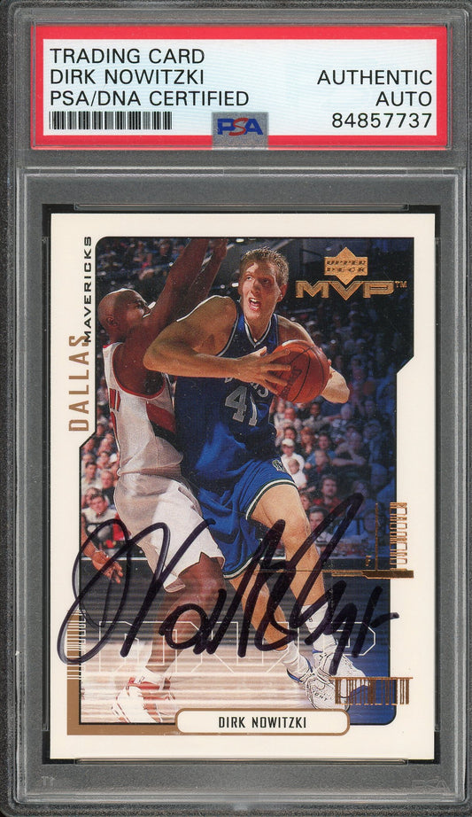 2000-01 Upper Deck MVP #34 Dirk Nowitzki Auto PSA Authentic