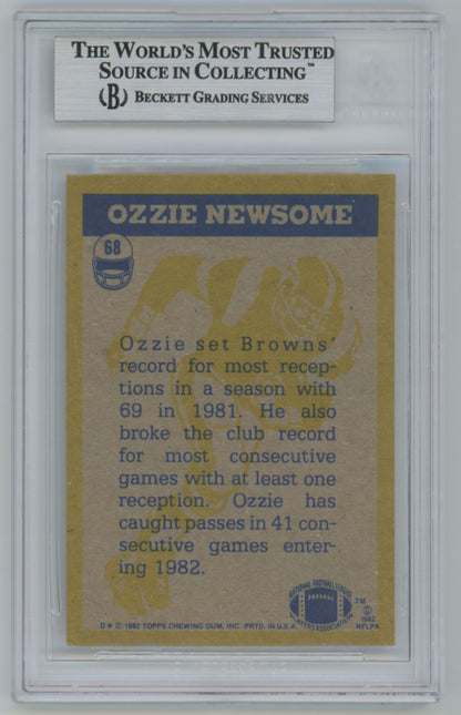 1982 Topps #68 Ozzie Newsome Auto - Beckett Authentic