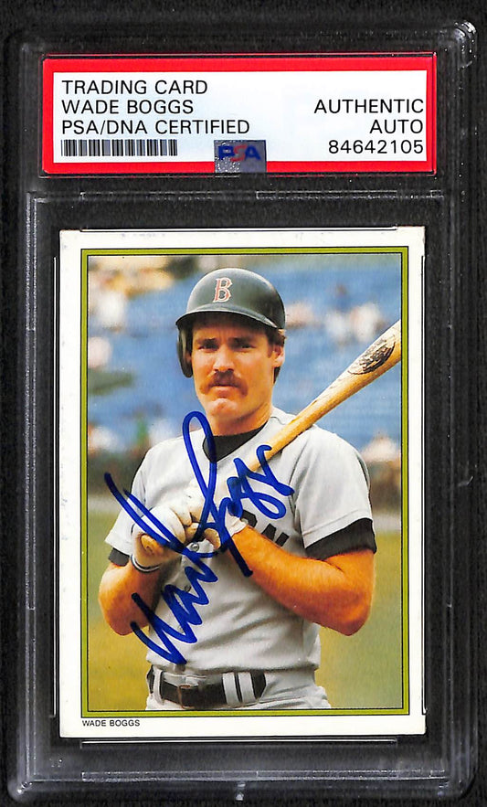 1986 TOPPS ALL STAR WADE BOGGS AUTO CARD PSA DNA (2105)