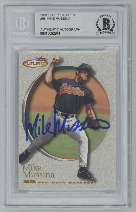 2001 Fleer Futures Mike Mussina Auto - Beckett Authentic