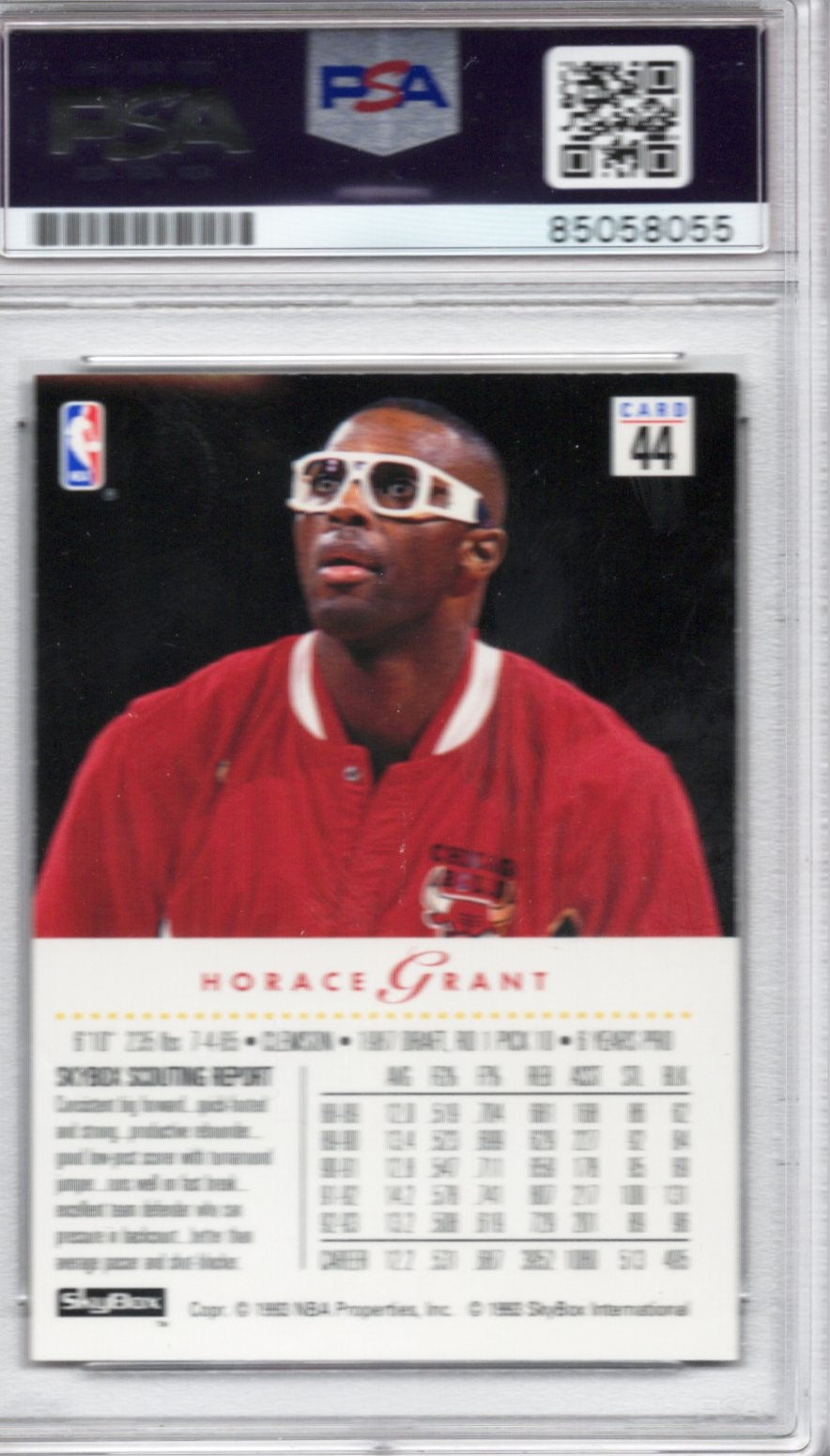 1993 SKYBOX HORACE GRANT PSA/DNA AUTOGRAPH (8055)