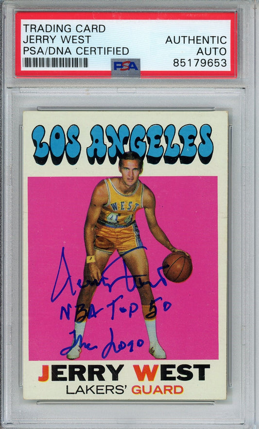 1971 TOPPS JERRY WEST AUTO CARD W/ NBA TOP 50 & THE LOGO INSCRIPTION PSA DNA (9653)