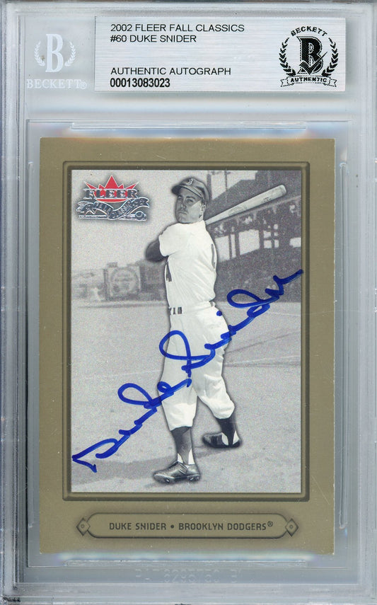 2002 FLEER FALL CLASSICS DUKE SNIDER #60 HOF AUTOGRAPH BECKETT AUTHENTIC